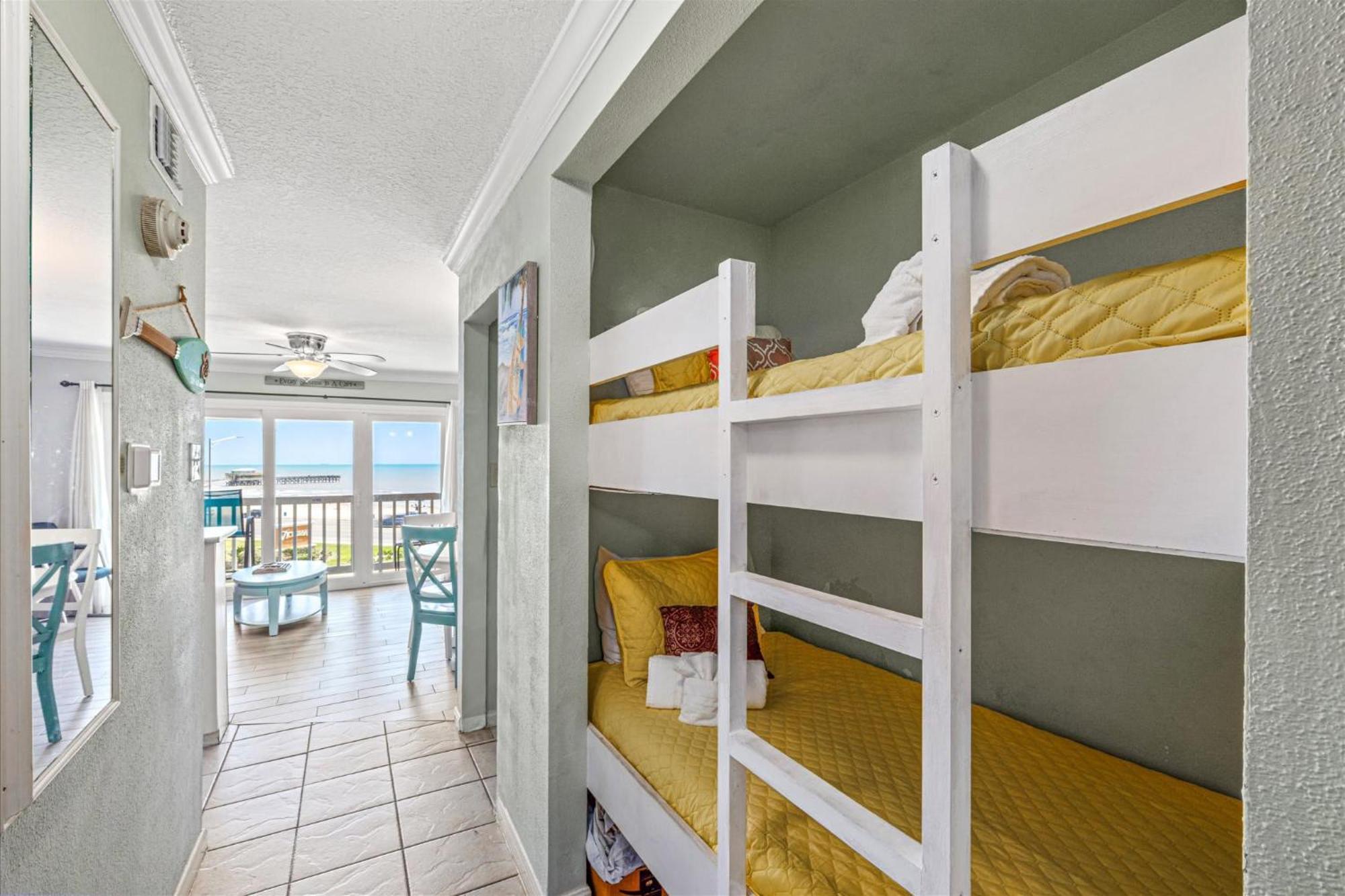 Charming Waterfront Condo Galveston Exterior foto